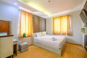 3 bedrooms, free WiFi, bed sheets - Glitzy 3BR Residence at Grand Palace Kemayoran Apartment (Jakarta)