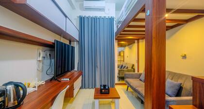 Homey and Comfort Living Studio Room at Dave Apartment