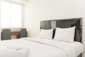 Room - Nice and Elegant Studio at Riverview Jababeka Apartment (Cikarang)