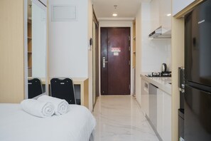Interior - Fancy and Nice Studio at Sky House BSD Apartment (Pagedangan)