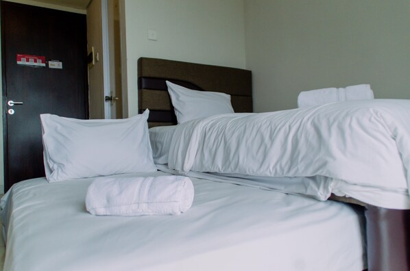 Room | 1 bedroom, free WiFi, bed sheets - Nice and Cozy Studio at Serpong Green View Apartment (South Tangerang)