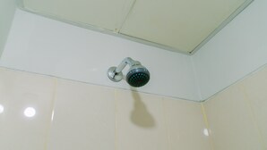 Bathroom - Nice and Cozy Studio at Serpong Green View Apartment (South Tangerang)