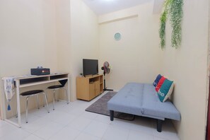 Interior - Nice and Comfy 1BR Apartment at MT Haryono Residence (Jakarta)