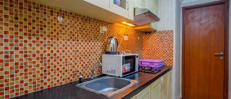 Réfrigérateur, plaque de cuisson