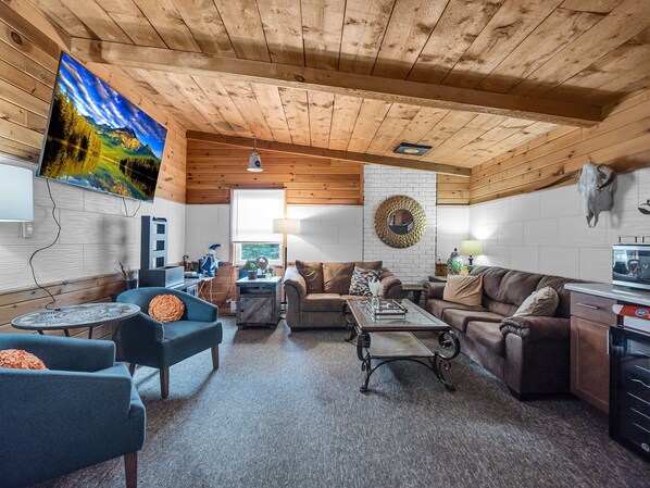 Smart TV, Netflix, streaming services