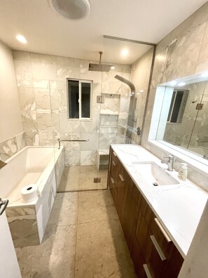 Badewanne, Whirlpool