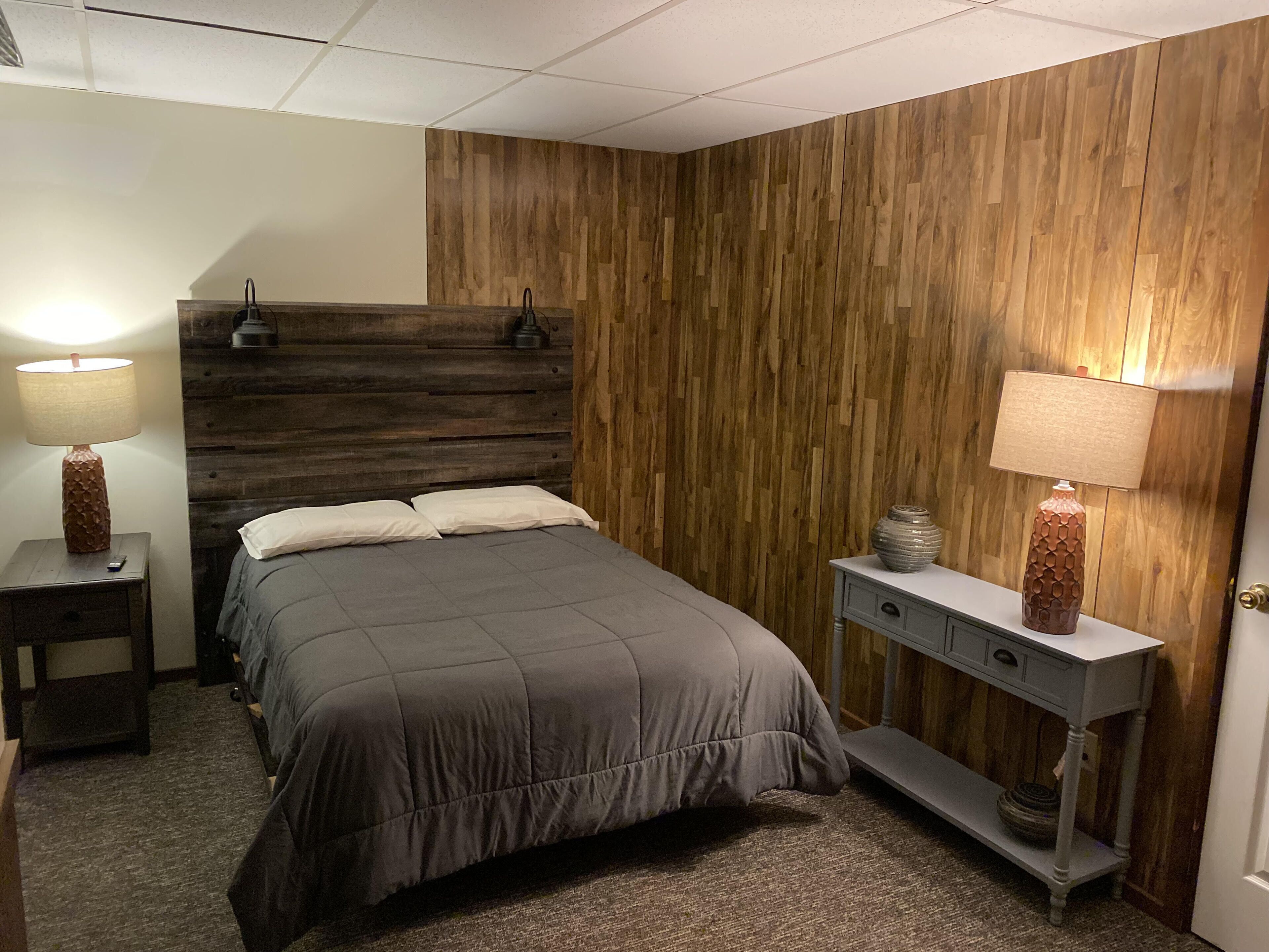 Timberline Lodge - Downtown Ellicottville - Room 200