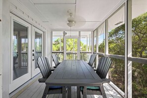 Outdoor dining