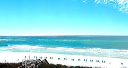 BEACHFRONT BLDG 30A on PRIVATE BEACH with Free Beach Service & Bikes Sleep 11