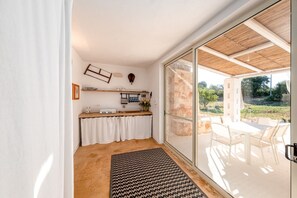 Interior - Apulian-style building consisting of a lamia and guest house, Pet Friendly (Ostuni)