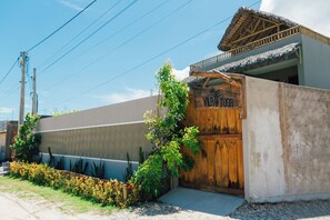 Exterior - Vila Tuga (Cruz)