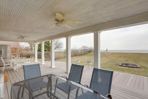 Outdoor dining - Spacious Lakefront House w/ Backyard Fire Pit (Monroe)