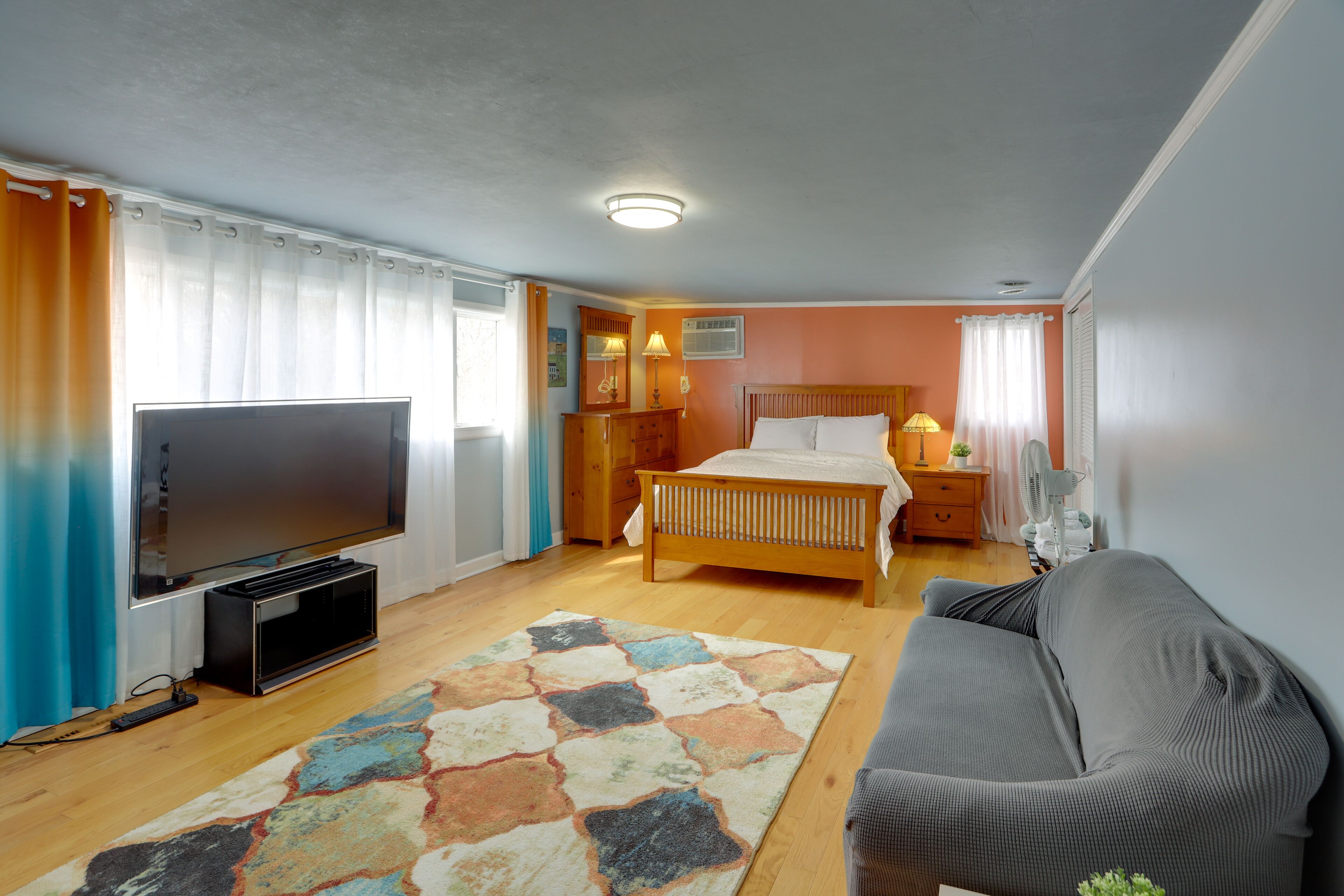 6 Schlafzimmer, Bügeleisen/Bügelbrett, Internetzugang, Bettwäsche