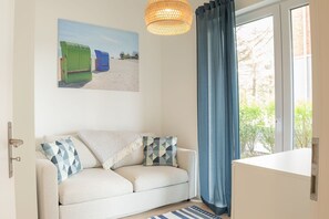 Televisión, tenis de mesa y estéreo 