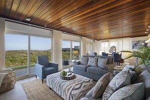 TV - Luxurious Beachfront Condo with Pool, Hot Tub, and Community Beach Access! (South Padre Island)