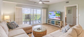 Very Large 2 Bdrm / 2 Bath - Great View-Private Serenity in Resort Style Complex