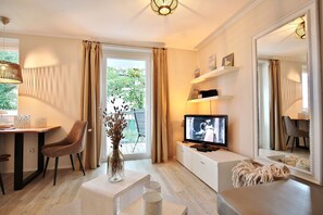 TV, DVD player, stereo - Haus Meeresrauschen Apartment 8 - Haus Meeresrauschen (Timmendorfer Strand)