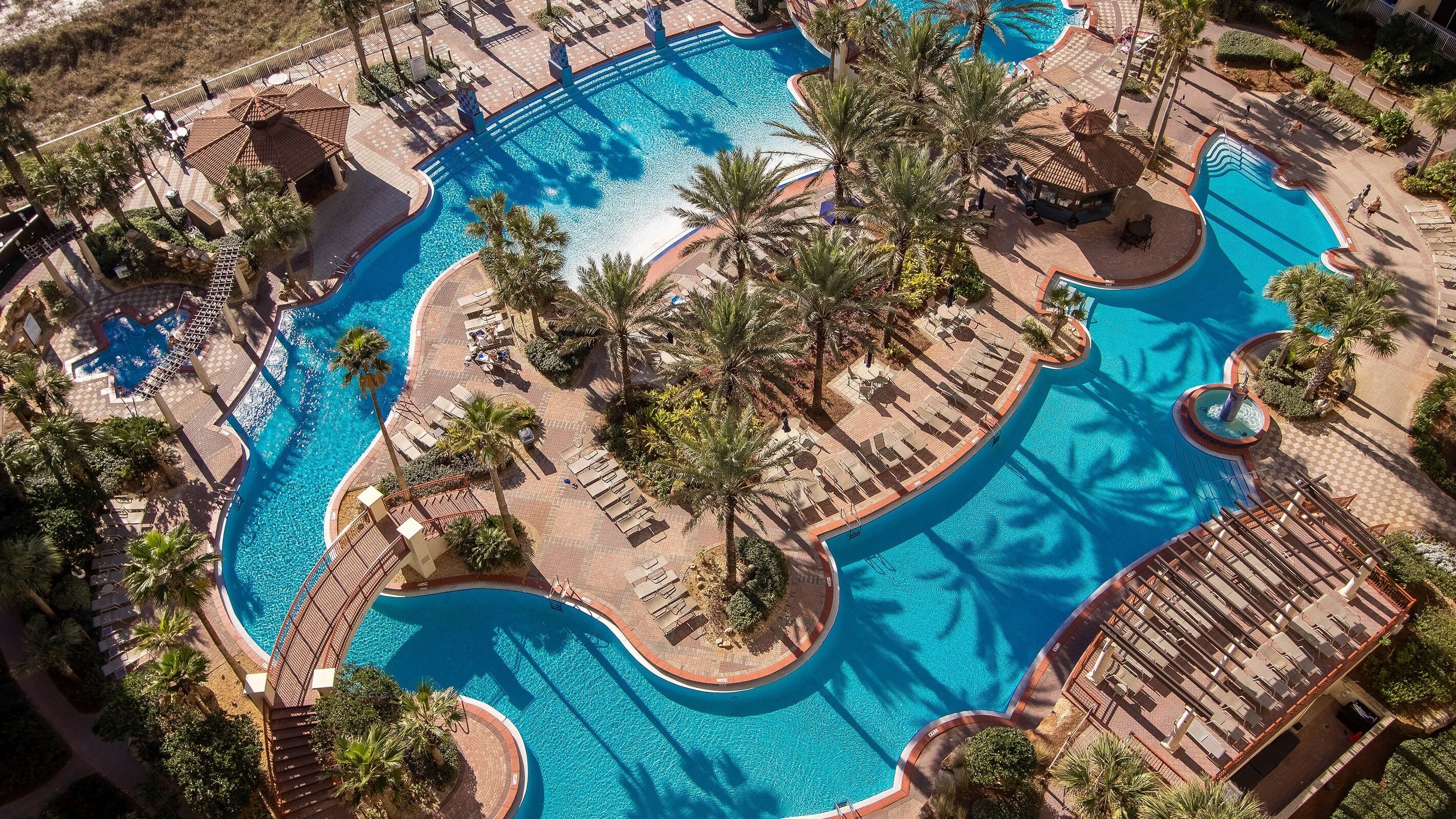 Piscine couverte, piscine chauffée