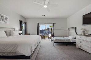 5 habitaciones, cuna de viaje, wifi gratis y ropa de cama