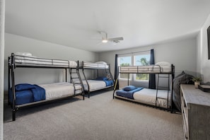 5 bedrooms, travel cot, free WiFi, bed sheets