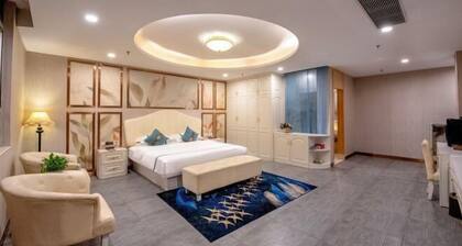 City Encounter Boutique Art Hotel