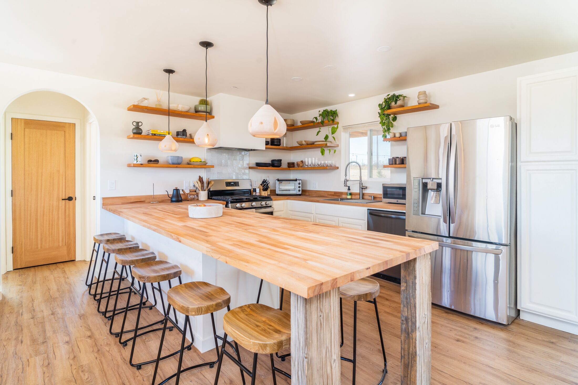 CASA COPAL: Desert escape on 2.5 acres w/ hot tub near Joshua Tree National Park