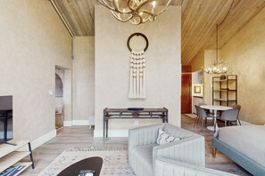 TV, DVD player - Sleek Tamarron Studio w/ Shared Pool, Hot Tub, Sauna, & Internet (Durango)