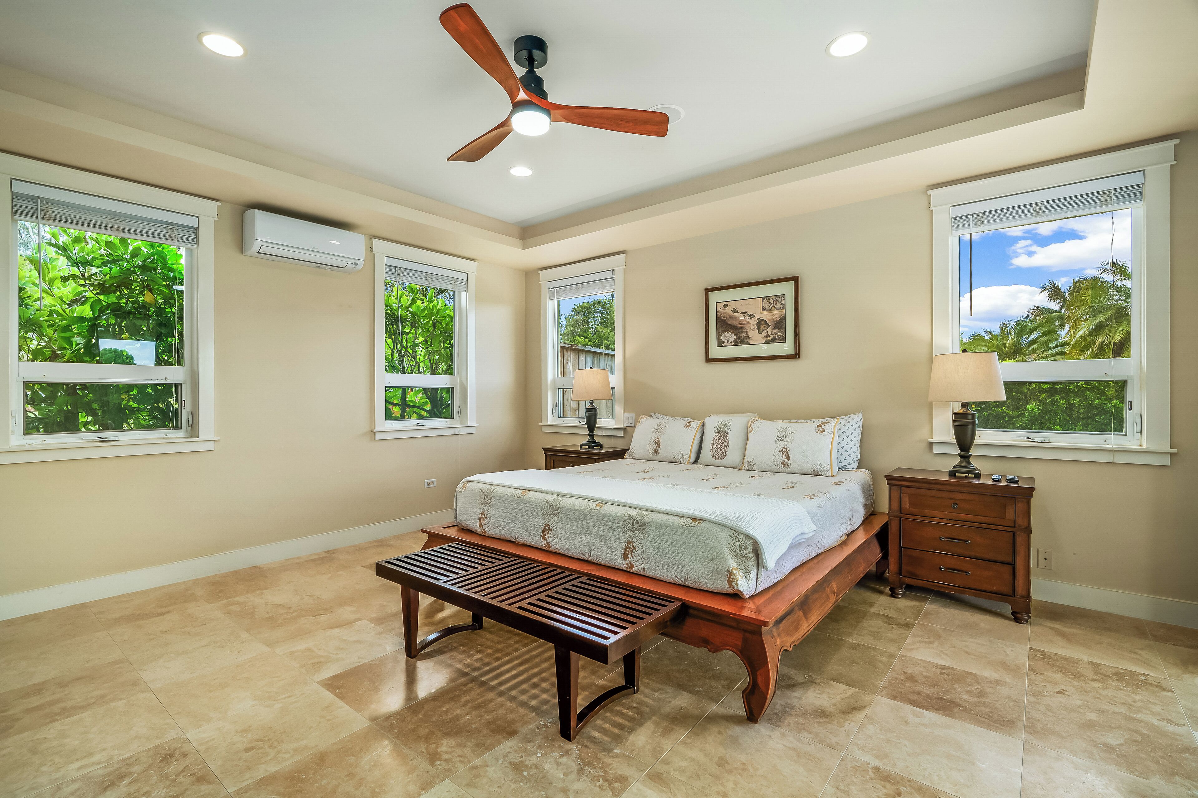 5 bedrooms, iron/ironing board, free WiFi, bed sheets