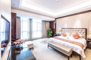 Cribs/infant beds
