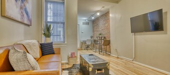 Charming Federal Hill! One Bedroom With Vibes