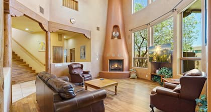 " Santa Fe Style" Custom 4bedroom Home