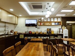 Dining - Step Inn Myeongdong 2 (Seoul)