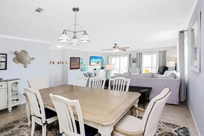 Huis, meerdere bedden (Pelican Crossing) | Dineren