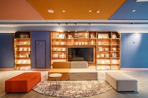 Lobby - Hanting Beijing Sanyuanqiao Yansha Embassy Hotel (Beijing)
