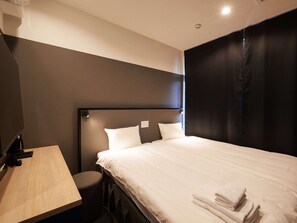 Standard Twin Room - CABIN&HOTEL CONSTANT NAHA (Naha)