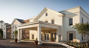 Exterior - Patrick Henry 2BR Premium Villa Historic Williamsburg on Resort (Williamsburg)