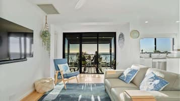 TV, Netflix, streaming services, offices