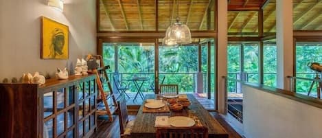 Room, 2 Bedrooms | Private kitchen
