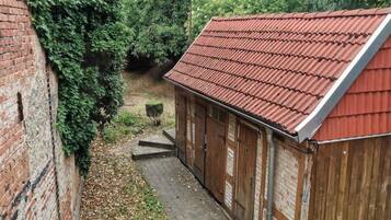 Enceinte de lâhĂ©bergement