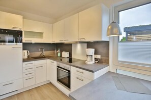 Fridge, microwave, oven, dishwasher