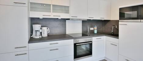 Fridge, microwave, oven, dishwasher