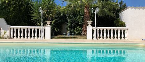 Utomhuspool