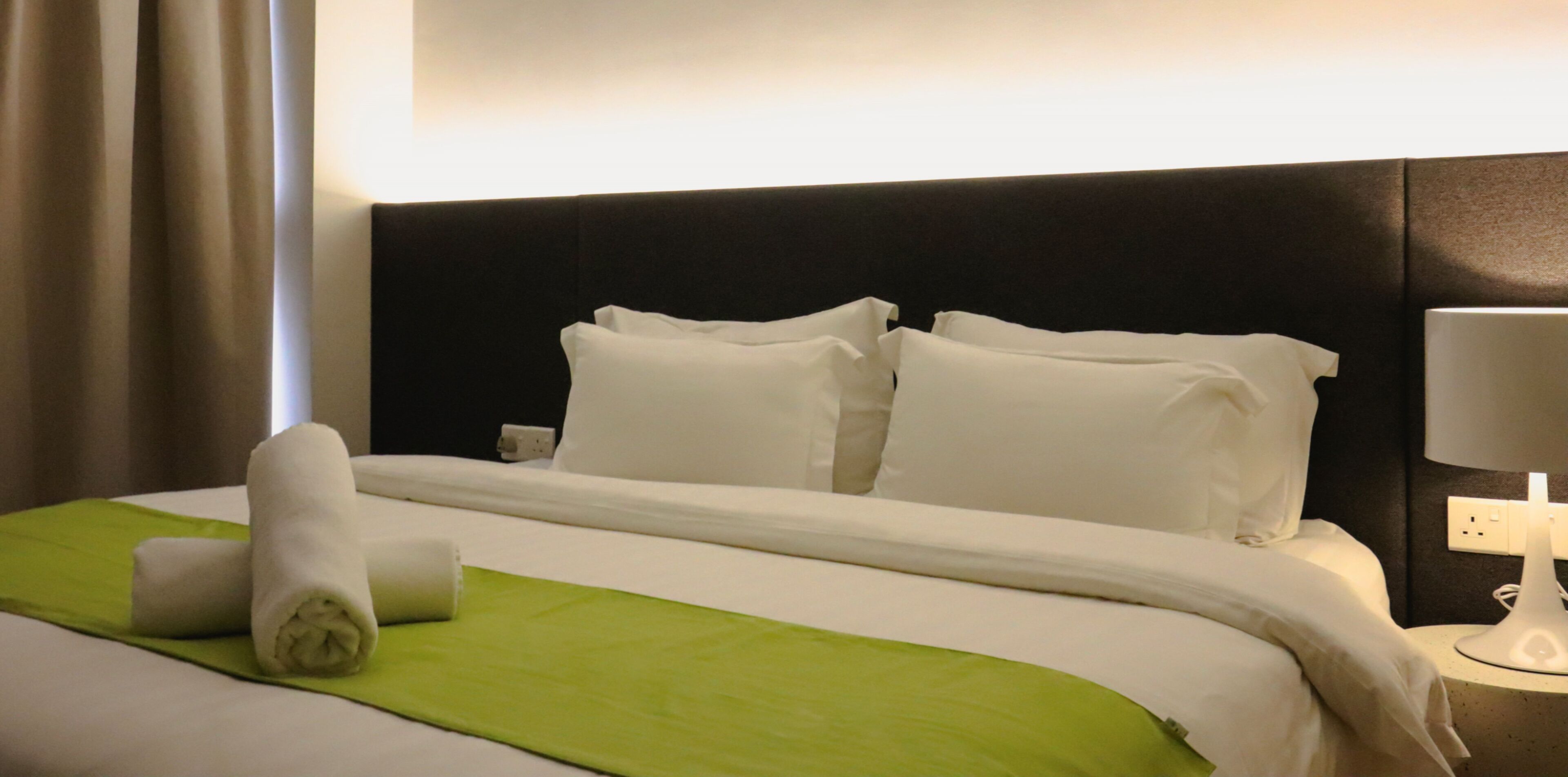 comfort penthouse | 2 bedrooms, minibar, desk, laptop workspace