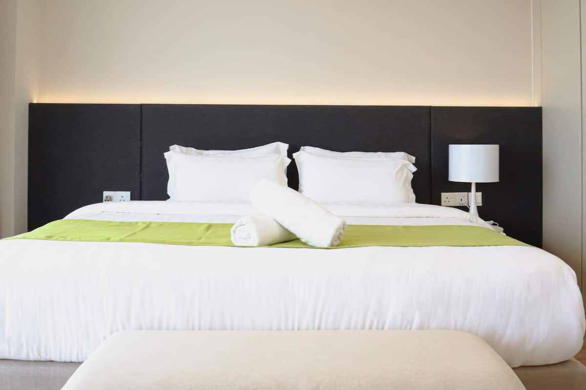 comfort penthouse | 2 bedrooms, minibar, desk, laptop workspace