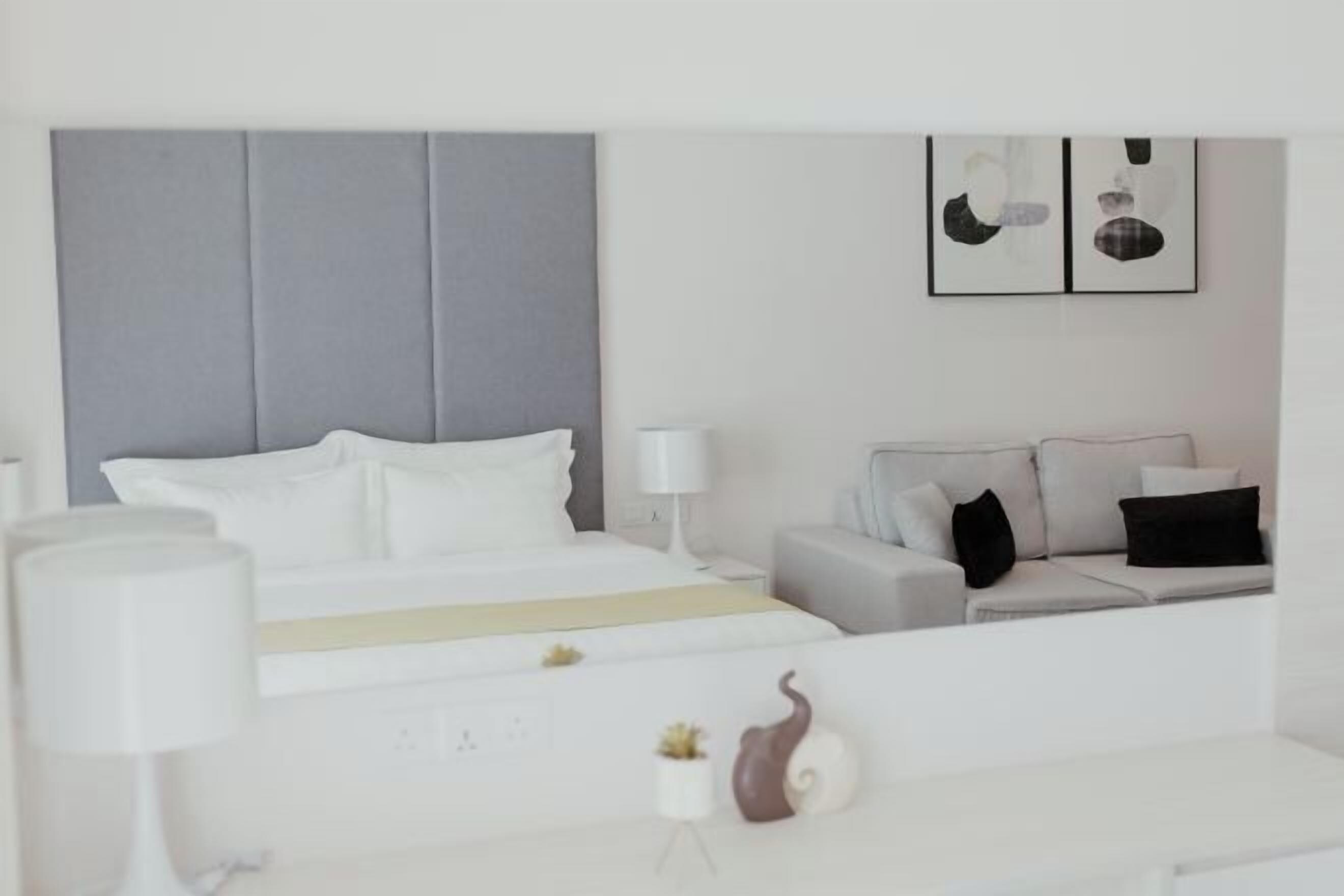 Minibar, desk, laptop workspace, blackout curtains