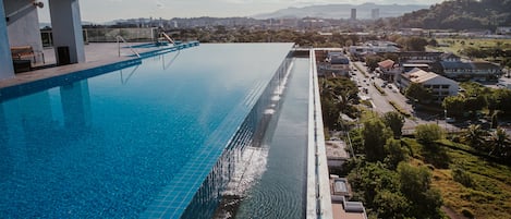 Piscina all'aperto