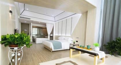 Jiang'an Yujiang Impression Hotel