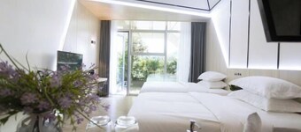 Jiang'an Yujiang Impression Hotel