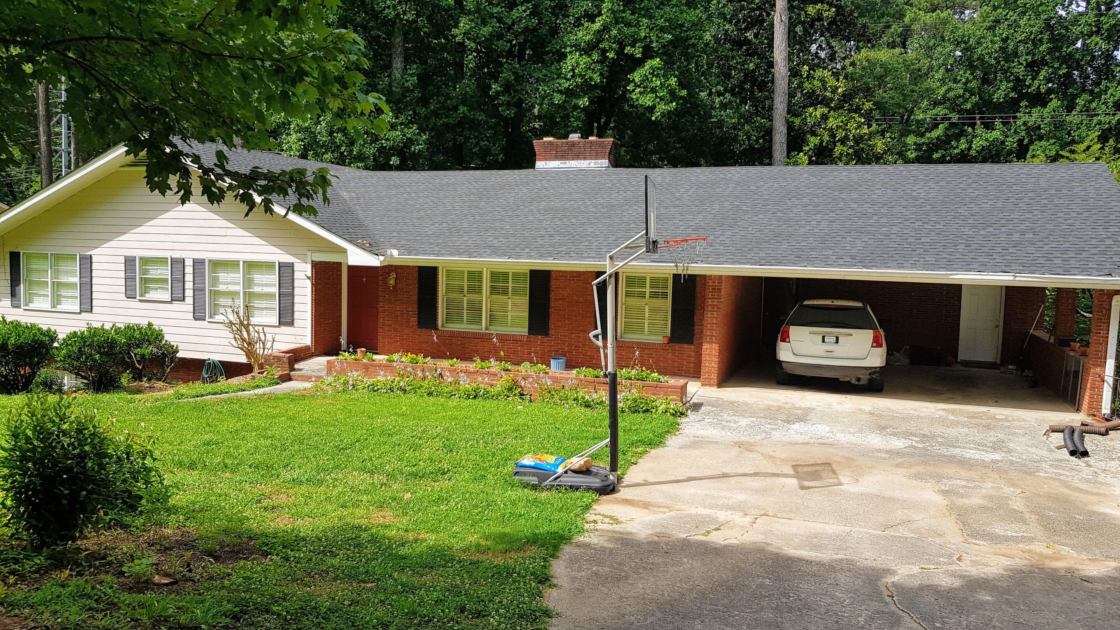 Home/Office away from Home/Office! 5 and 5-10 Minutes from CDCand downtown.
