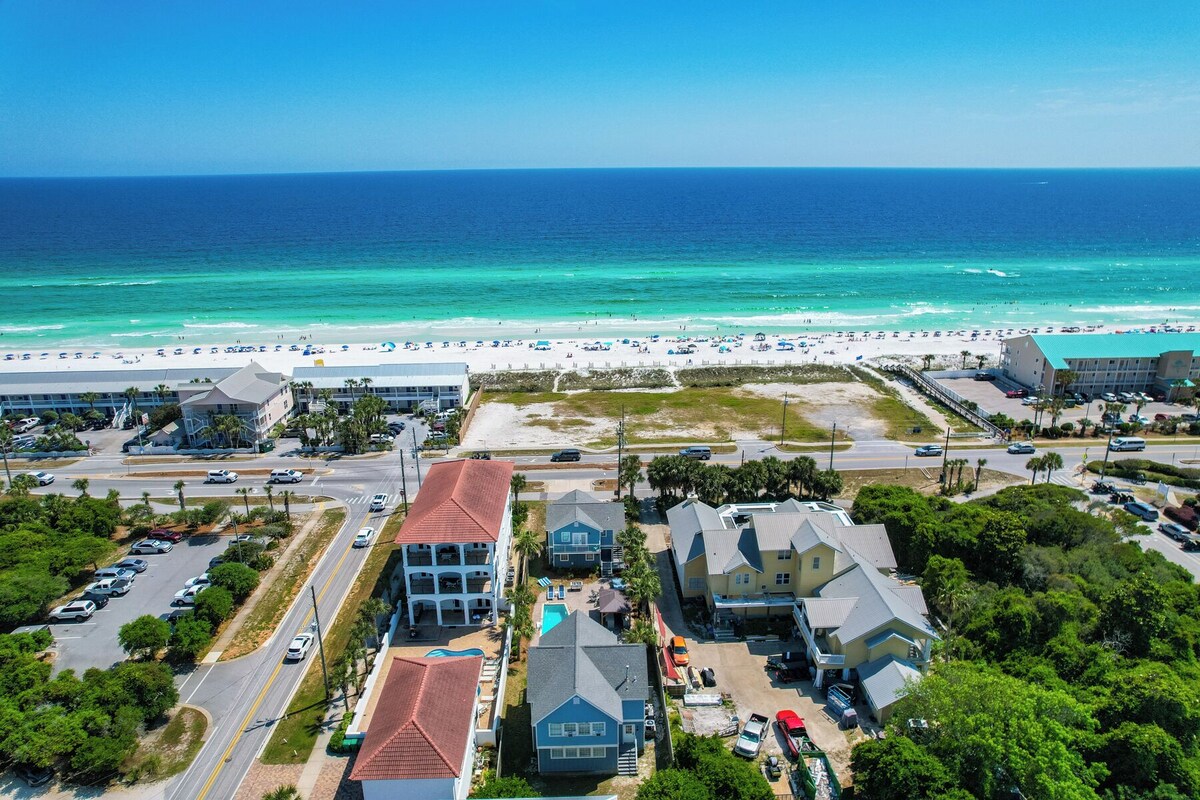 Photo 61 of 7 BR, Gulf Views, Across From Beach, Movie Theater, Pool/Spa, Discount Golf Cart